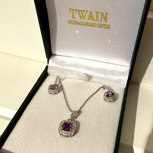 Amethyst earring and necklace set - Picture 1 of 3